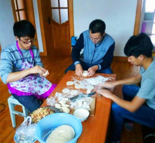 抓紧时间包,男同胞们也棒棒哒